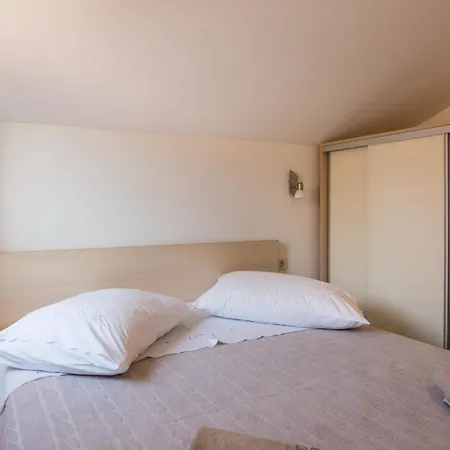 Apartments Sunrise Brist Room photo