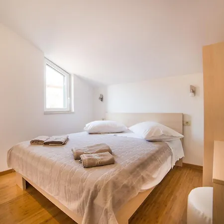 Apartments Sunrise Brist Room photo
