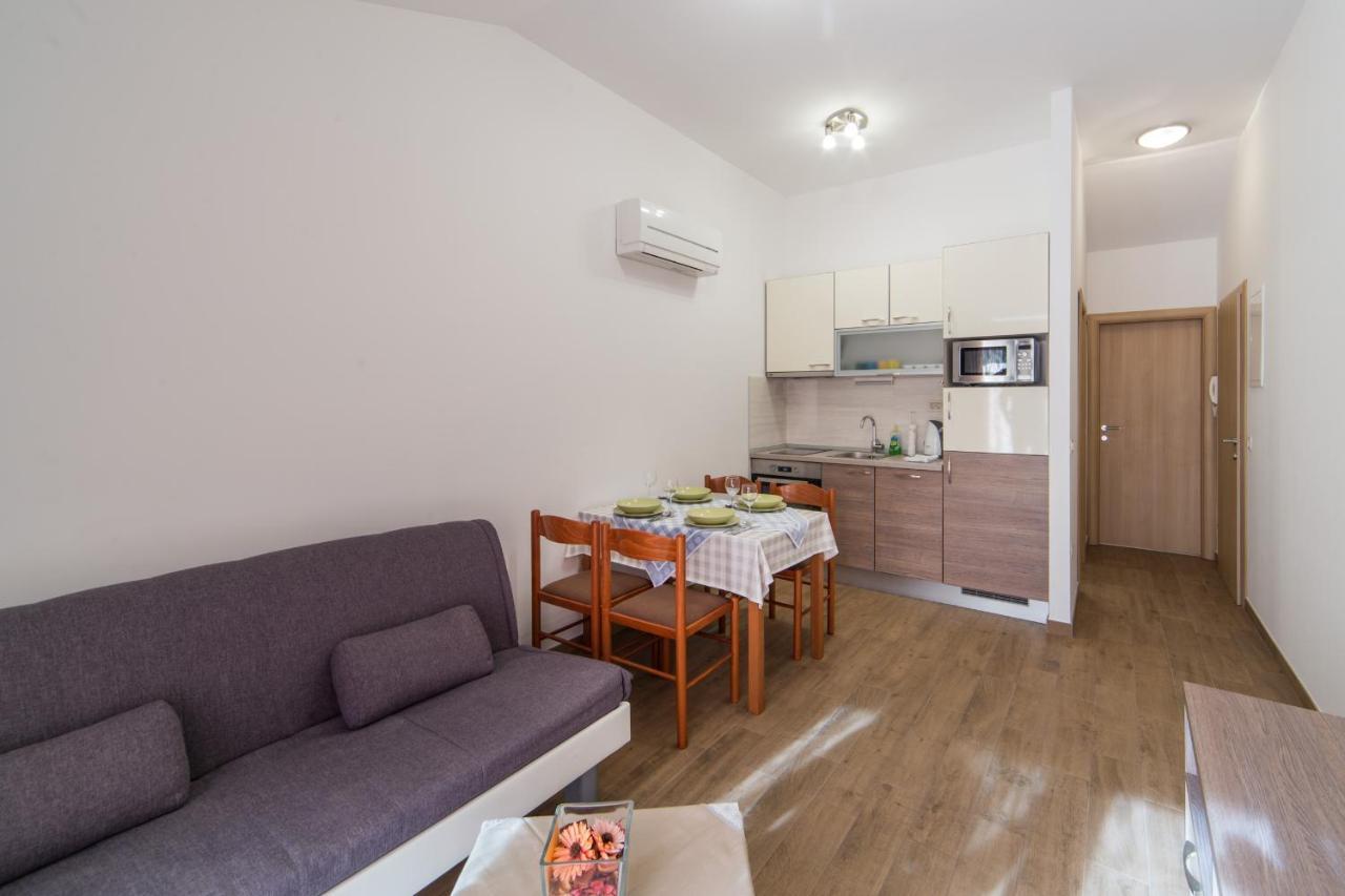 Sunrise Apartment Brist